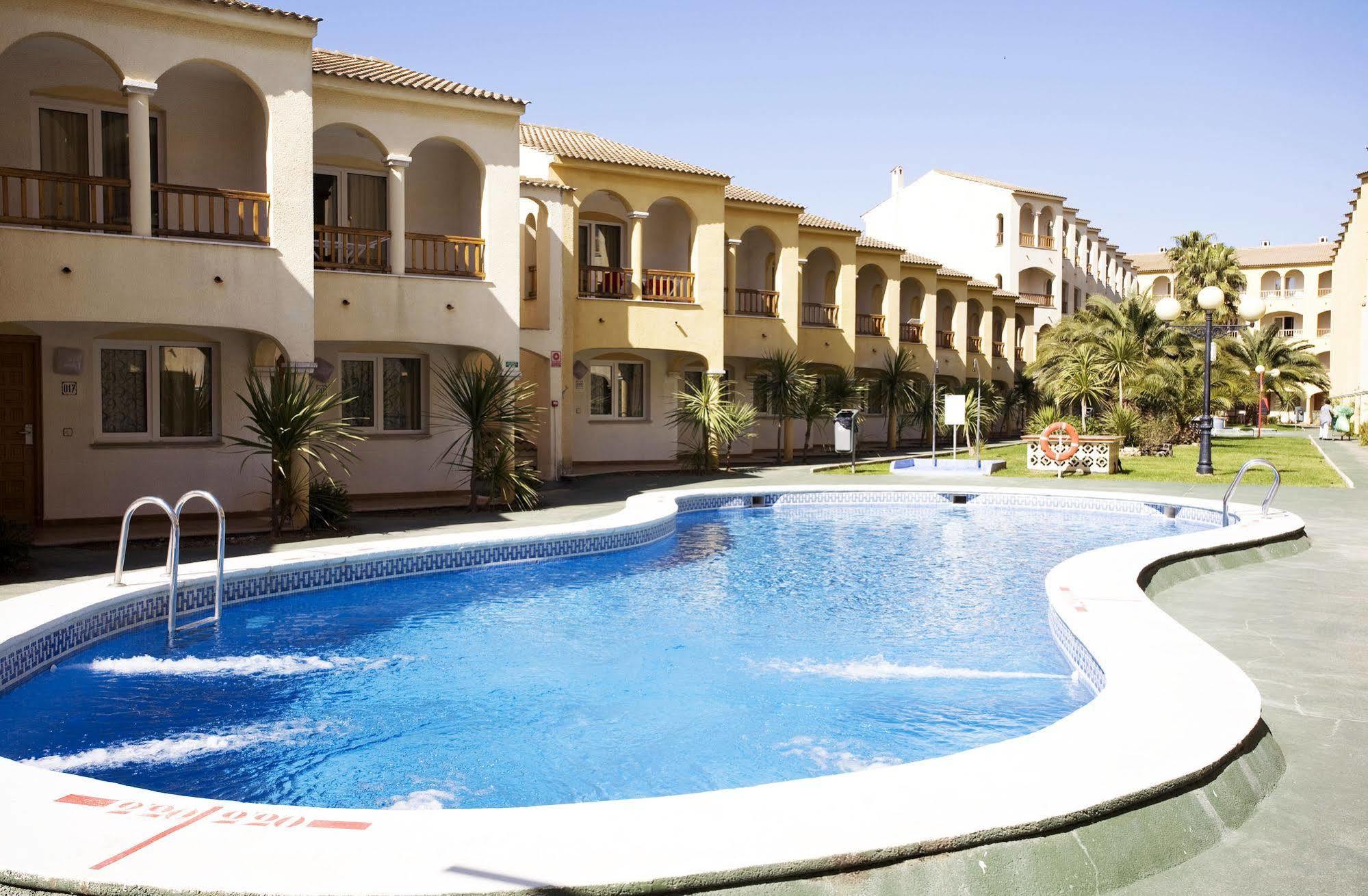 Apartamentos Turisticos Jardines Del Plaza Peñíscola Kültér fotó